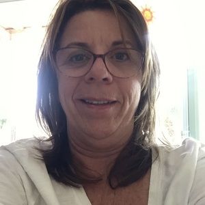 Meet your Posher, Cathy